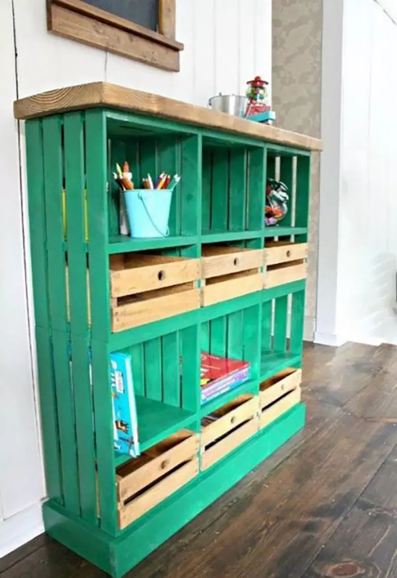 Kệ gỗ trang trí phòng khách dạng pallet