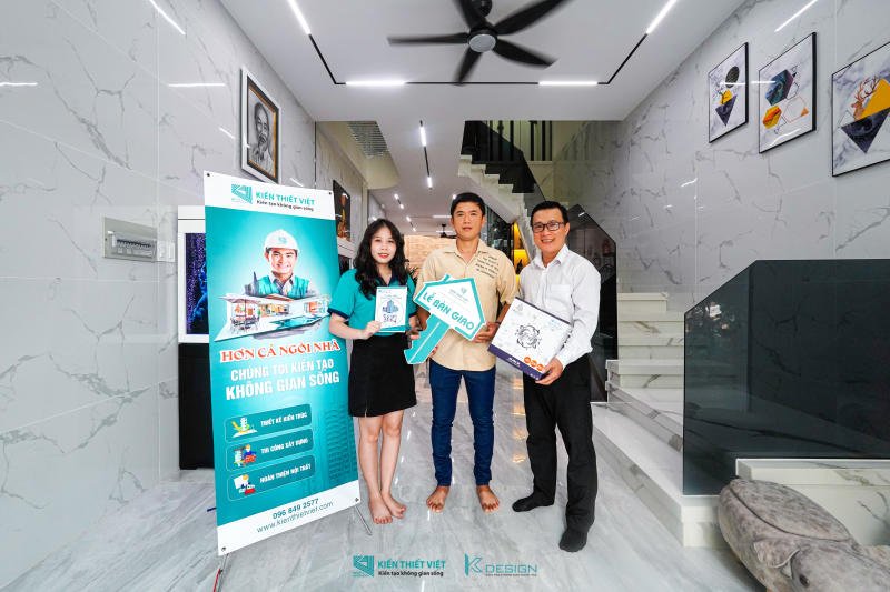 Bàn giao công trình nội thất nhà phố hiện đại anh Hoàng Tân Phú