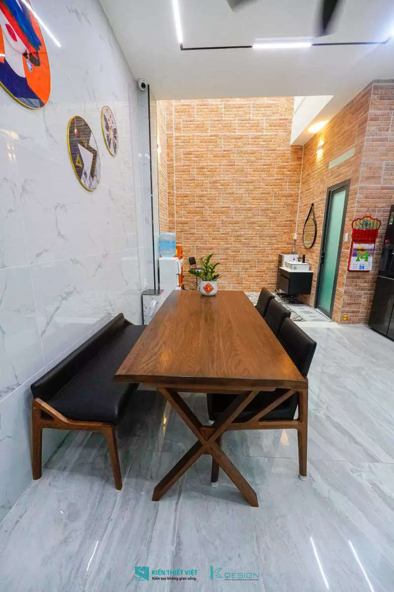 Bàn giao công trình nội thất nhà phố hiện đại anh Hoàng Tân Phú