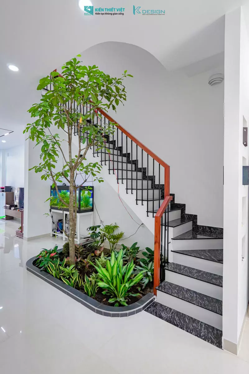 Thiết kế nội thất cầu thang nhà phố anh An quận Bình Tân